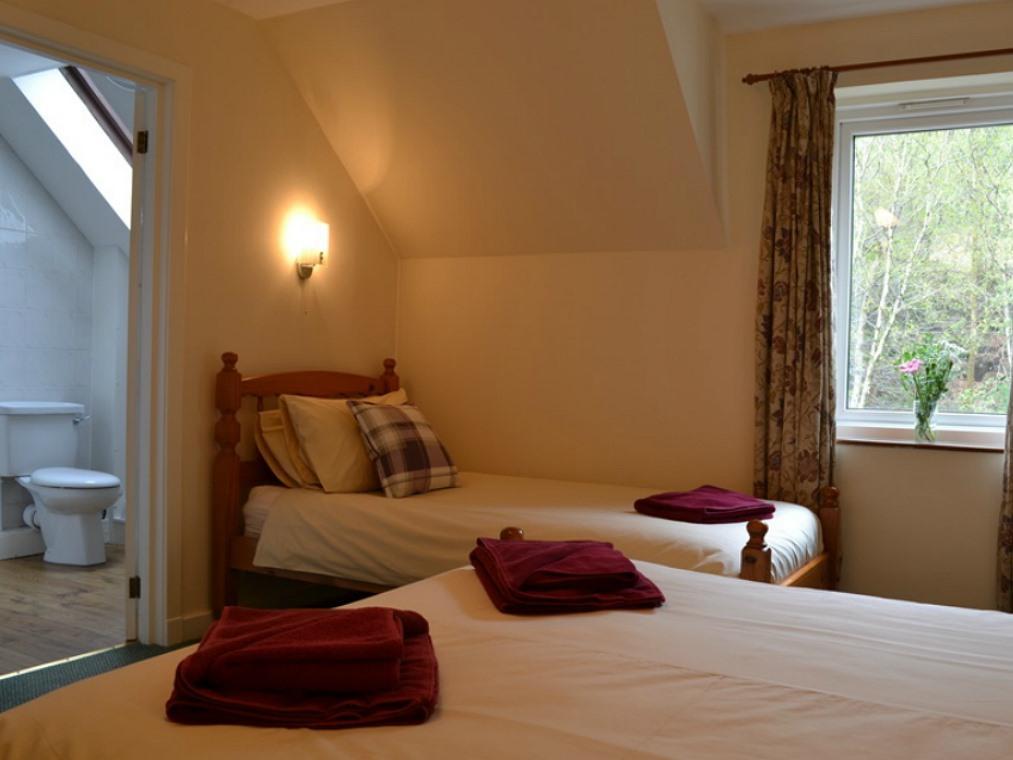 Tailrace Inn Kinlochleven Ngoại thất bức ảnh