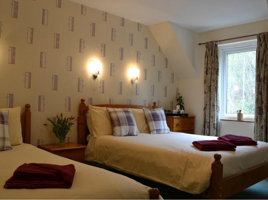 Tailrace Inn Kinlochleven Ngoại thất bức ảnh