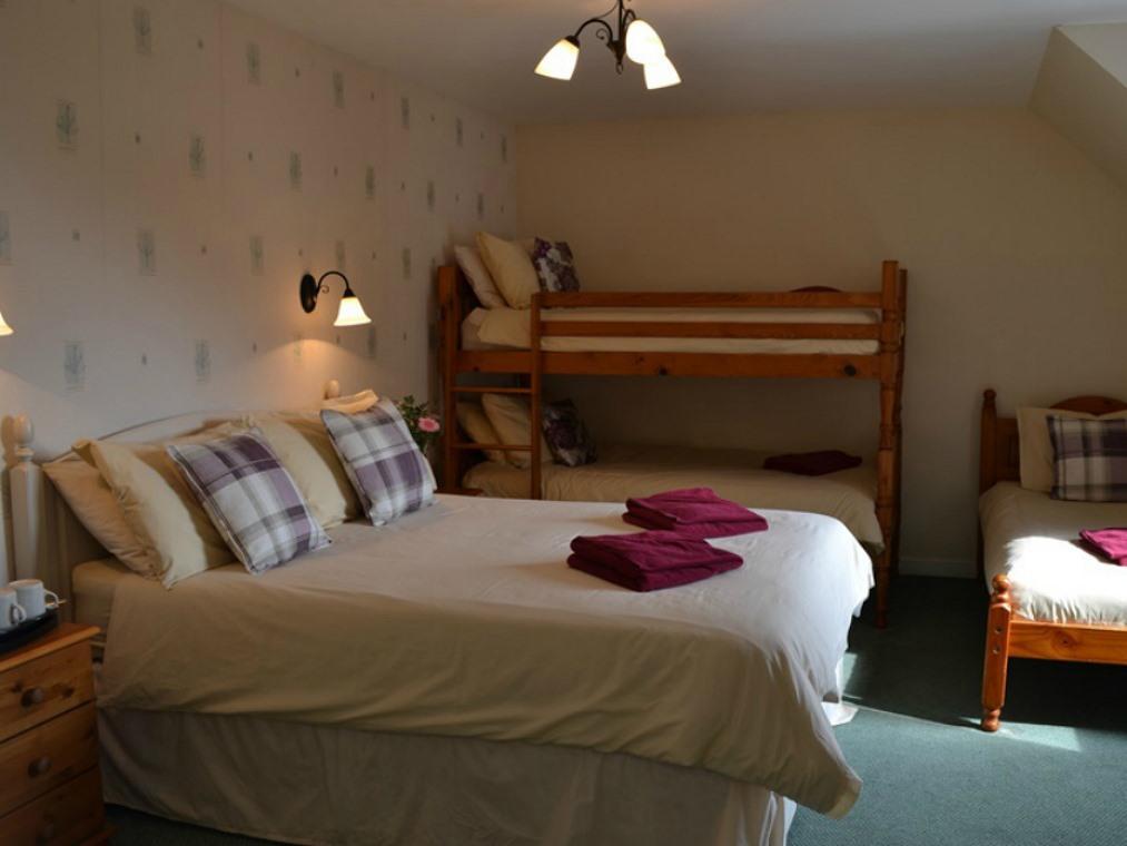 Tailrace Inn Kinlochleven Phòng bức ảnh